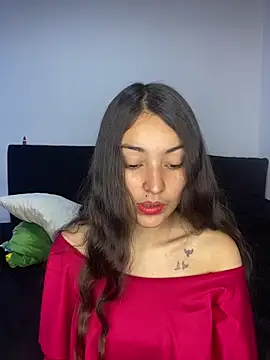 hotwife26 online show from December 2025 02:20:01 PM