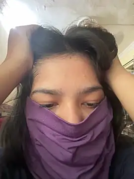 Snapshot of crazy111girl chatting on September 2025 06:28:02 AM crazy111girl online show from September 2025 06:28:02 AM