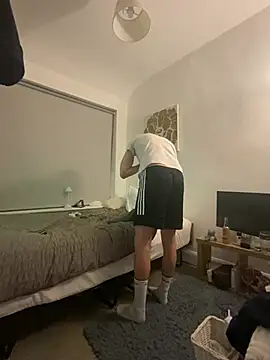 shyandchilling online show from April 2026 08:47:02 PM