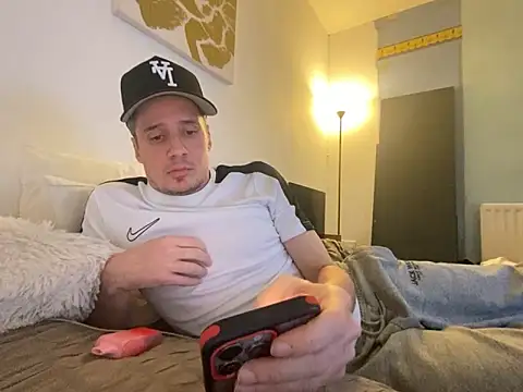 shyandchilling online show from March 2026 04:30:01 PM