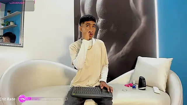 ender h0t online show from November 2025 01:44:01 PM