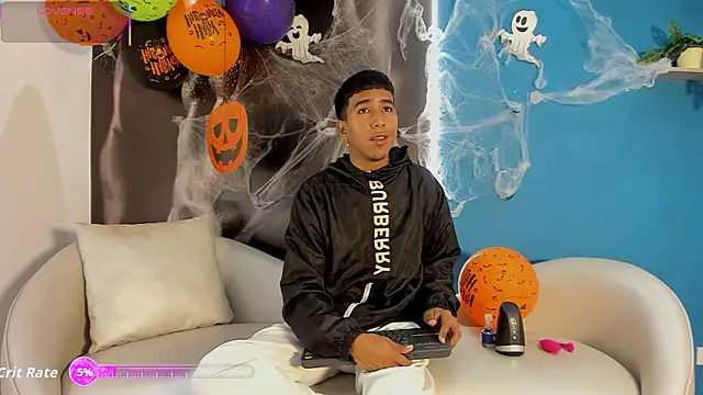 ender h0t online show from November 2025 02:00:02 PM