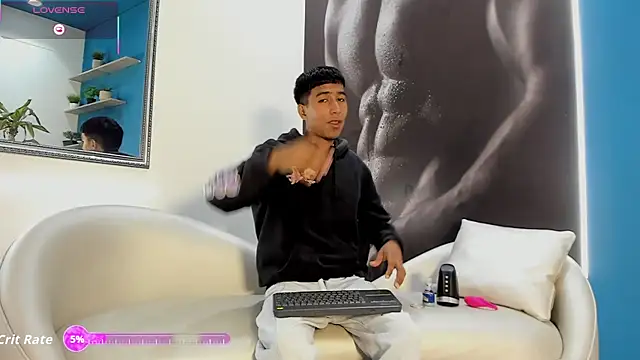 ender h0t online show from November 2025 02:07:02 PM