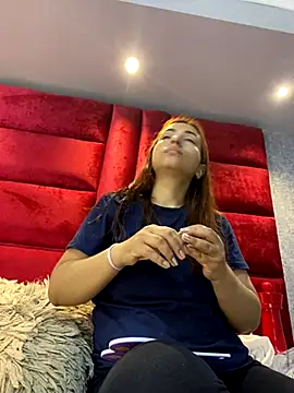 Snapshot of VictoriaFerro chatting on October 2025 01:52:01 PM VictoriaFerro online show from October 2025 01:52:01 PM