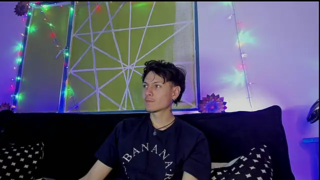 Dioniso guy8 online show from February 2026 08:31:02 PM