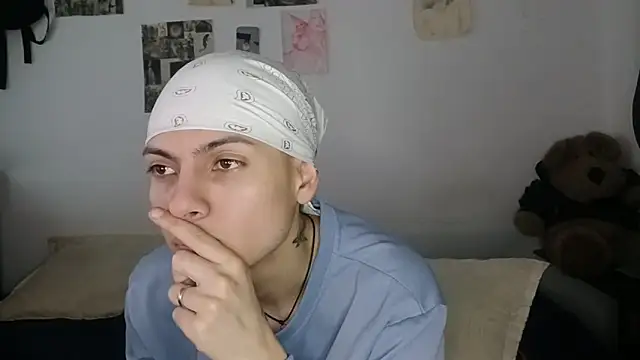 Snapshot of Dioniso_guy8 chatting on September 2025 01:22:01 PM Dioniso guy8 online show from September 2025 01:22:01 PM