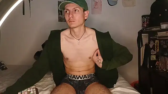 Snapshot of Dioniso_guy8 chatting on October 2025 05:08:01 AM Dioniso guy8 online show from October 2025 05:08:01 AM