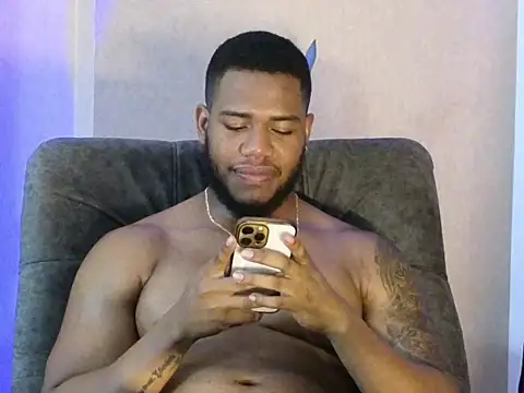 BenjaminCol  online show from September 2025 12:15:02 AM