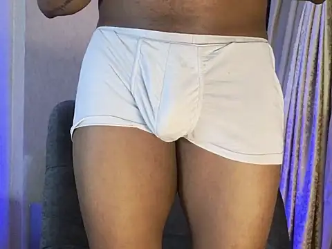 BenjaminCol  online show from September 2025 01:45:02 AM