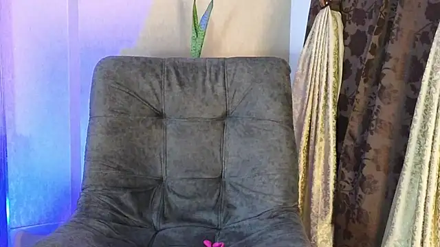 Snapshot of BenjaminCol_ chatting on November 2025 01:42:01 AM BenjaminCol online show from November 2025 01:42:01 AM