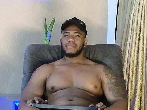 BenjaminCol  online show from September 2025 10:01:02 PM
