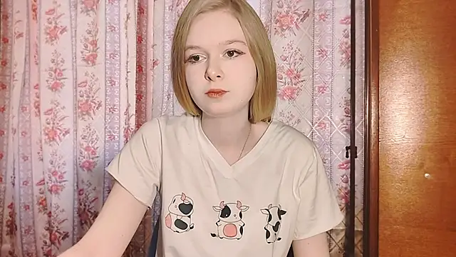 LiaVibes online show from March 2026 07:52:01 AM