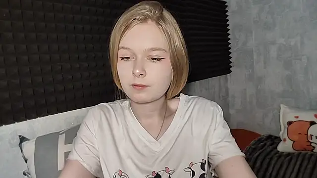 LiaVibes online show from March 2026 09:13:02 AM