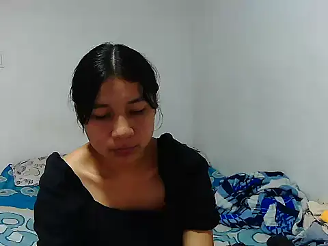 Snapshot of kate_bliss chatting on October 2025 08:12:01 PM kate bliss online show from October 2025 08:12:01 PM