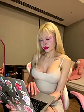 Snapshot of Sindyyy228 chatting on November 2025 10:42:01 PM Sindyyy228 online show from November 2025 10:42:01 PM