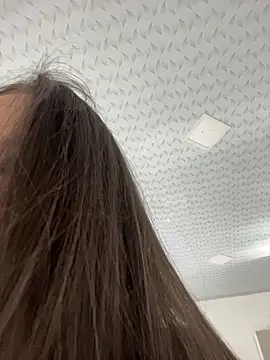 alysa g  online show from February 2026 09:25:01 PM