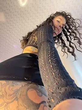 alysa g  online show from May 2026 10:57:01 PM