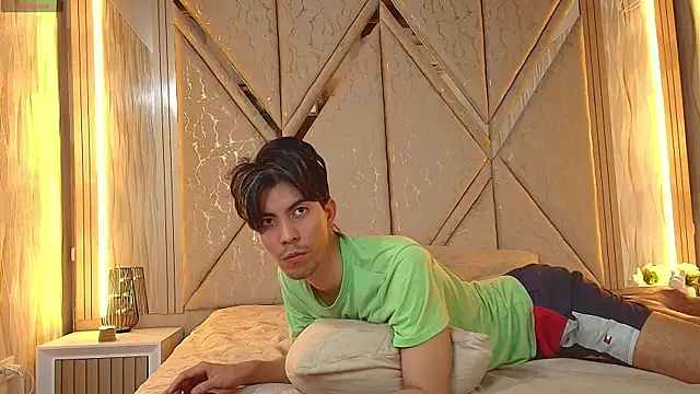 Couplex xxx online show from November 2025 01:39:02 AM