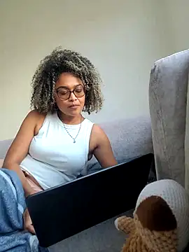 BiiancaEstradaa online show from February 2026 10:08:02 PM