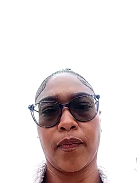 BiiancaEstradaa online show from April 2026 01:18:01 PM