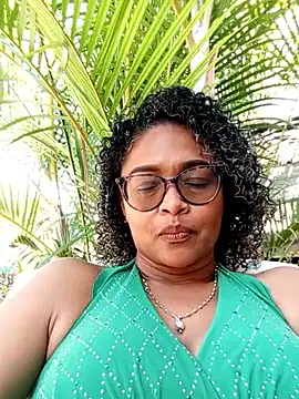 BiiancaEstradaa online show from March 2026 07:47:02 PM