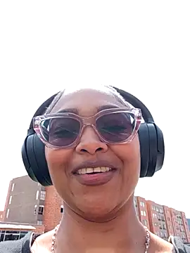 BiiancaEstradaa online show from April 2026 03:24:01 PM
