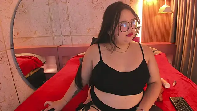 Lushi Love online show from February 2026 01:02:02 AM