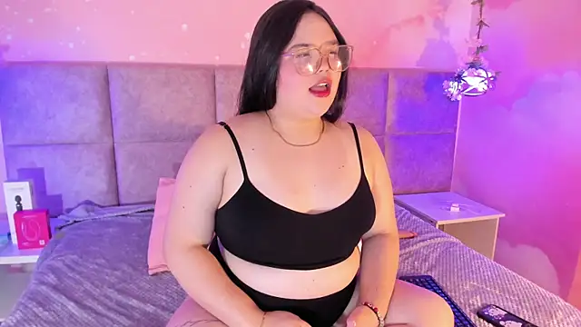 Lushi Love online show from November 2025 02:12:01 AM