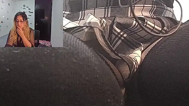 Skarleth Diaz online show from October 2025 03:30:02 AM