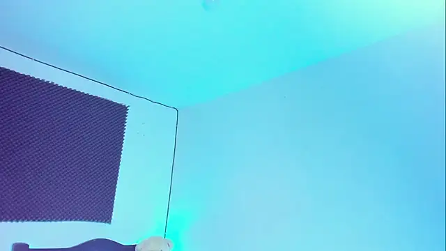 Im naho online show from November 2025 10:13:01 PM