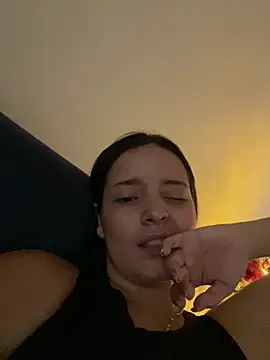 Snapshot of Mia_jhoonson chatting on November 2025 03:34:01 PM Mia jhoonson online show from November 2025 03:34:01 PM