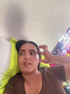 Mia jhoonson online show from May 2026 09:18:02 PM