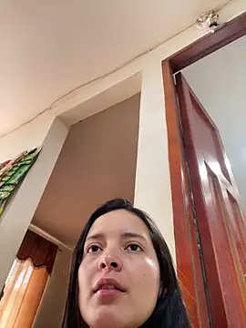 Snapshot of Mia_jhoonson chatting on November 2025 12:16:01 PM Mia jhoonson online show from November 2025 12:16:01 PM