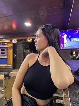 Mia jhoonson online show from February 2026 02:17:02 AM