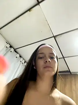 Snapshot of Mia_jhoonson chatting on November 2025 10:08:01 AM Mia jhoonson online show from November 2025 10:08:01 AM