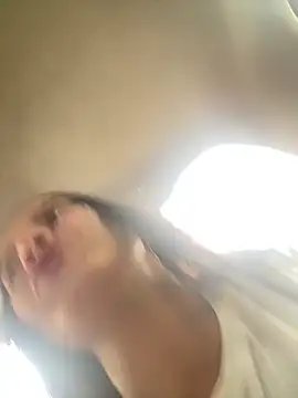 Snapshot of Mia_jhoonson chatting on December 2025 04:33:01 PM Mia jhoonson online show from December 2025 04:33:01 PM