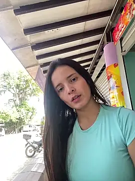 Mia jhoonson online show from February 2026 05:52:01 PM