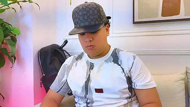 Naim Bennetsex online show from March 2026 06:04:01 PM