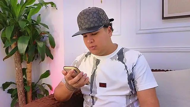 Naim Bennetsex online show from March 2026 06:41:01 PM