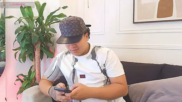 Naim Bennetsex online show from October 2025 07:02:01 PM