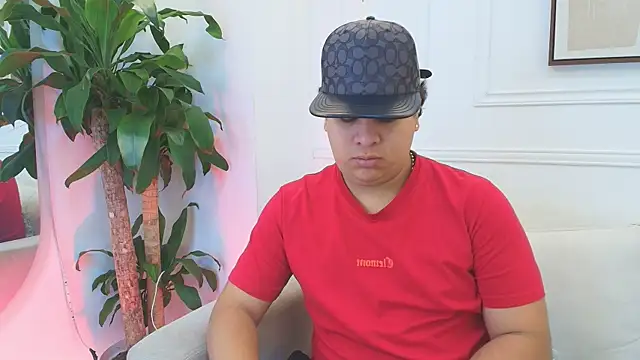 Naim Bennetsex online show from December 2025 06:39:02 PM