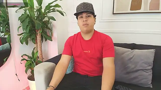 Naim Bennetsex online show from October 2025 06:38:02 PM