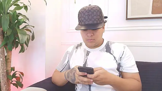 Naim Bennetsex online show from February 2026 05:51:01 PM