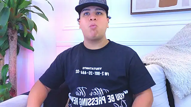 Naim Bennetsex online show from February 2026 02:23:02 AM