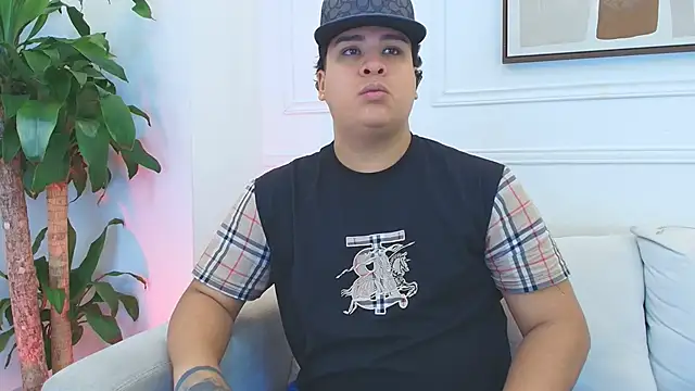 Naim Bennetsex online show from December 2025 05:58:02 PM