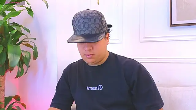 Naim Bennetsex online show from February 2026 06:29:02 PM