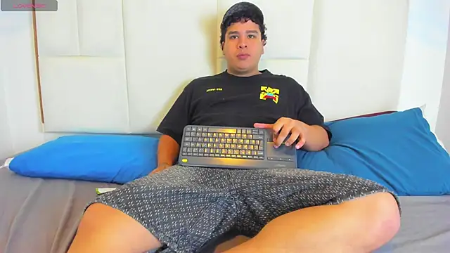 Naim Bennetsex online show from September 2025 04:39:02 PM