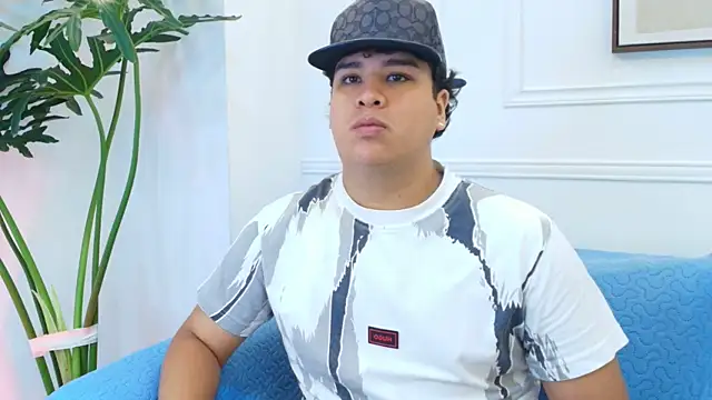 Naim Bennetsex online show from December 2025 06:23:01 PM