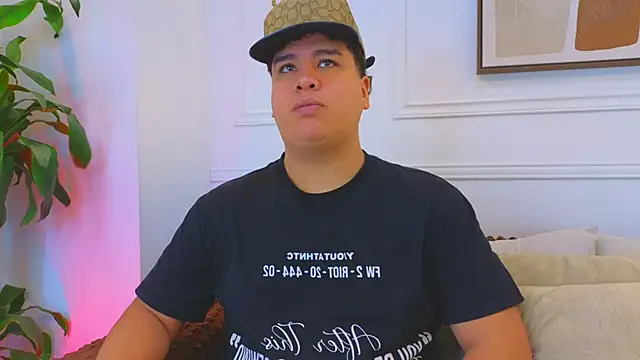 Naim Bennetsex online show from April 2026 06:09:01 PM