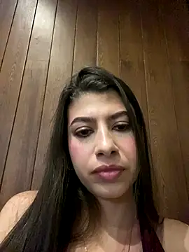 Lenapink19 online show from December 2025 09:58:02 PM